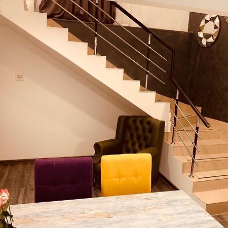 It Hotel Tumanyan Street Ереван Екстериор снимка