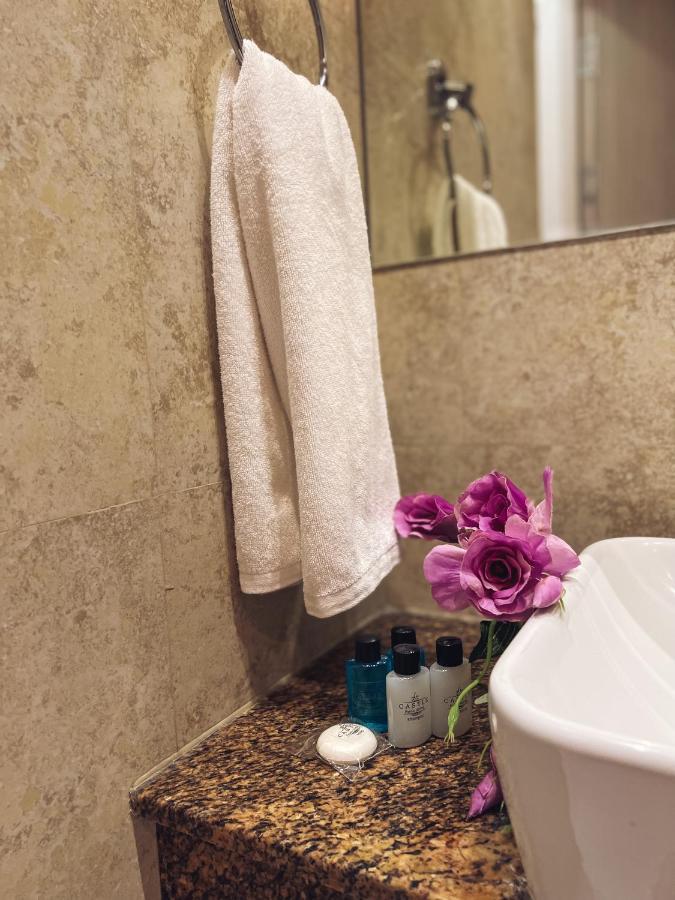 It Hotel Tumanyan Street Ереван Екстериор снимка