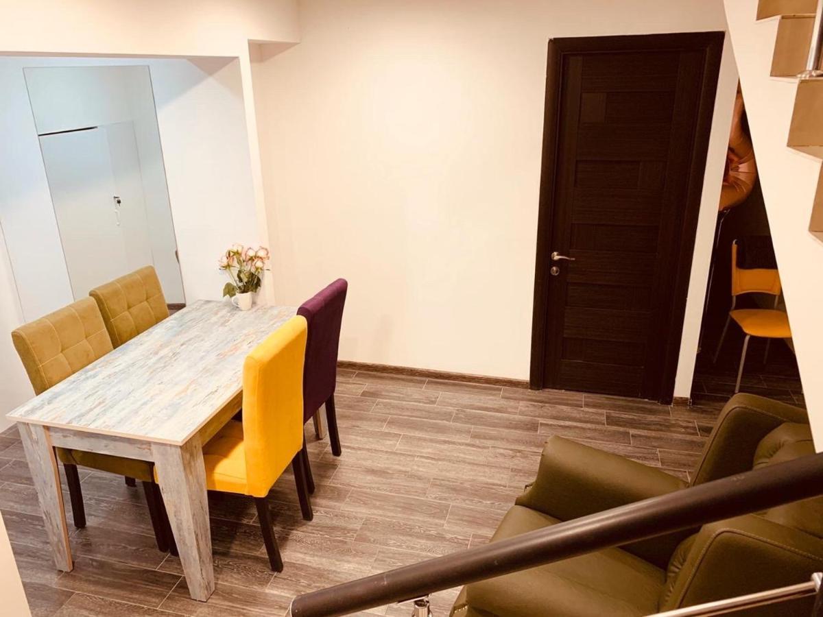 It Hotel Tumanyan Street Ереван Екстериор снимка
